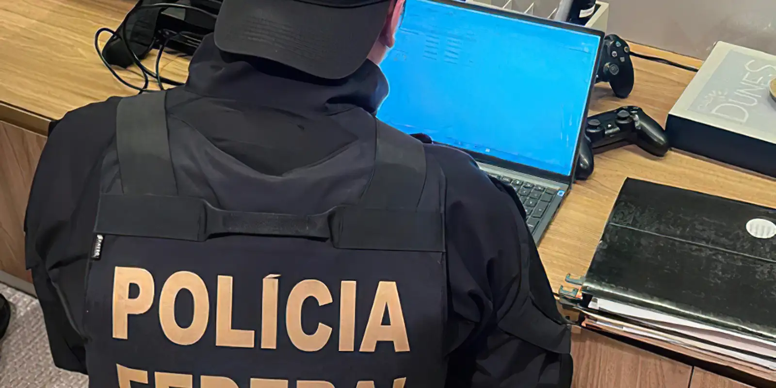 PF realiza operação contra acusados de vazar dados de ministros do STF